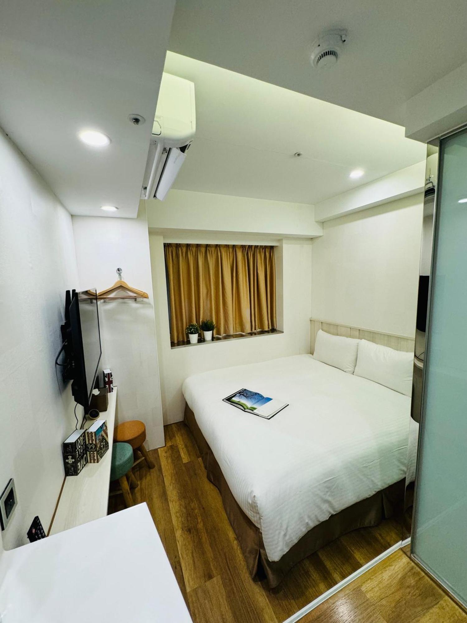 Khách sạn Apause 3*
