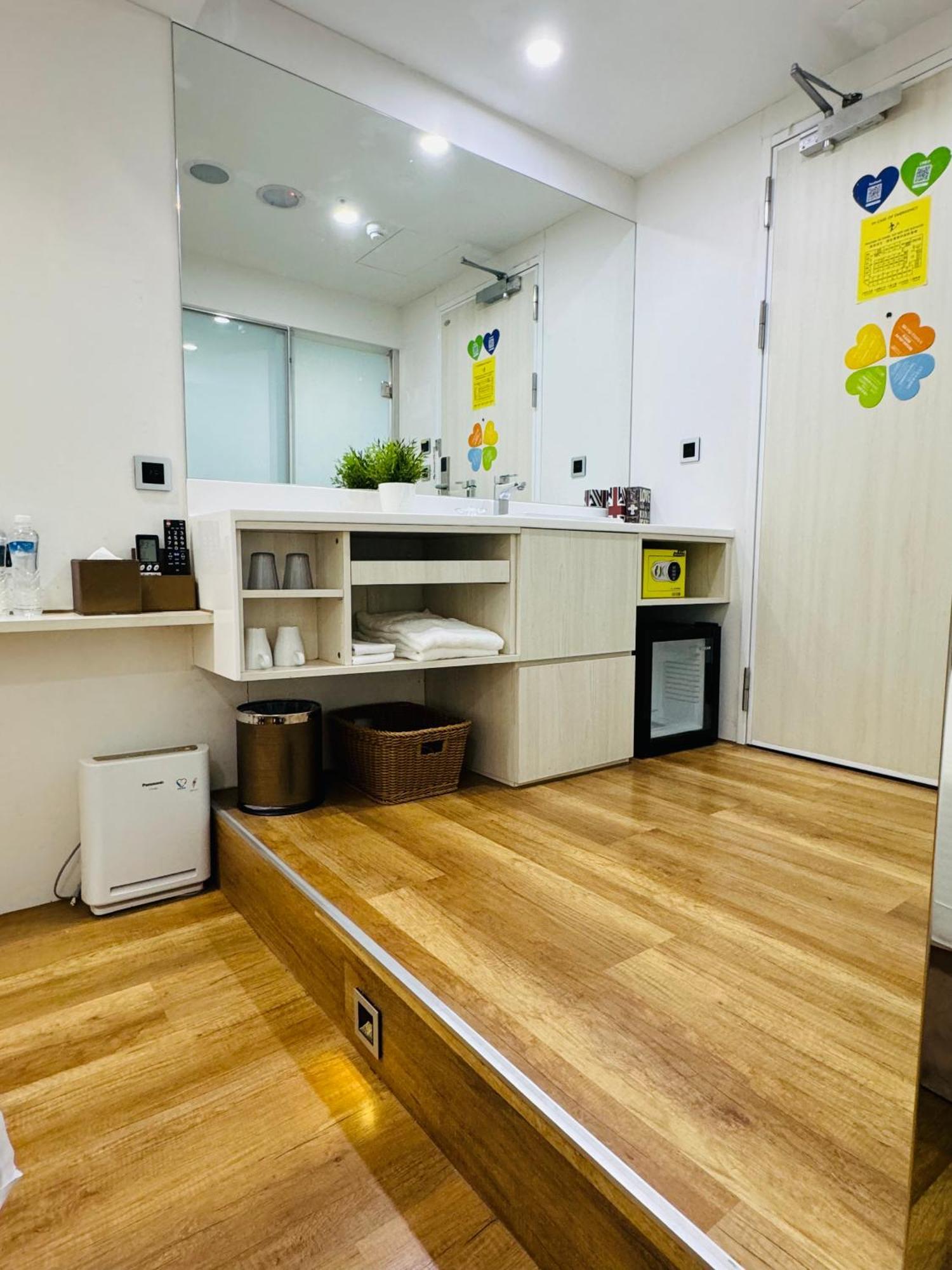 Apause Khách sạn 3*